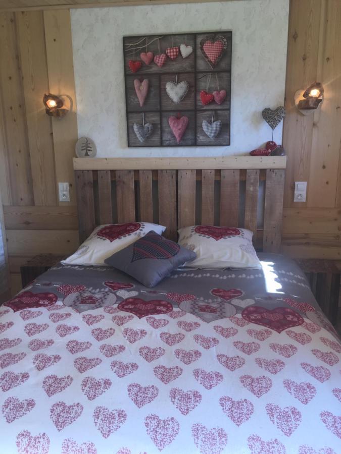 Bed and Breakfast La Gravinette Cruet Exterior foto