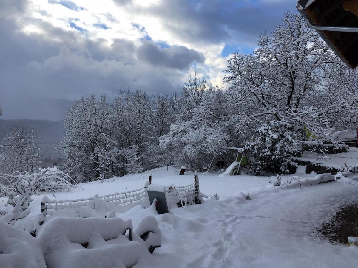 Bed and Breakfast La Gravinette Cruet Exterior foto