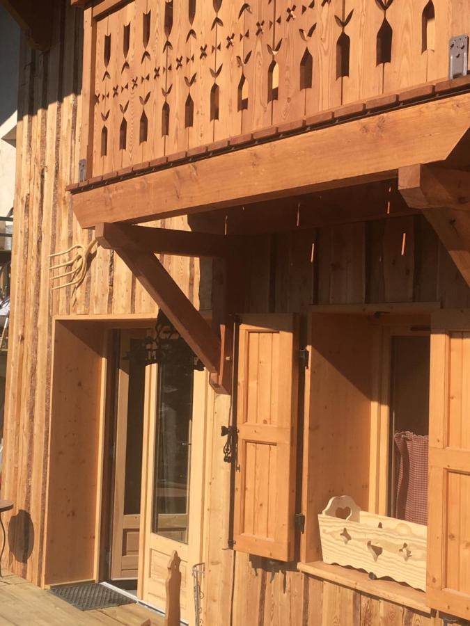 Bed and Breakfast La Gravinette Cruet Exterior foto